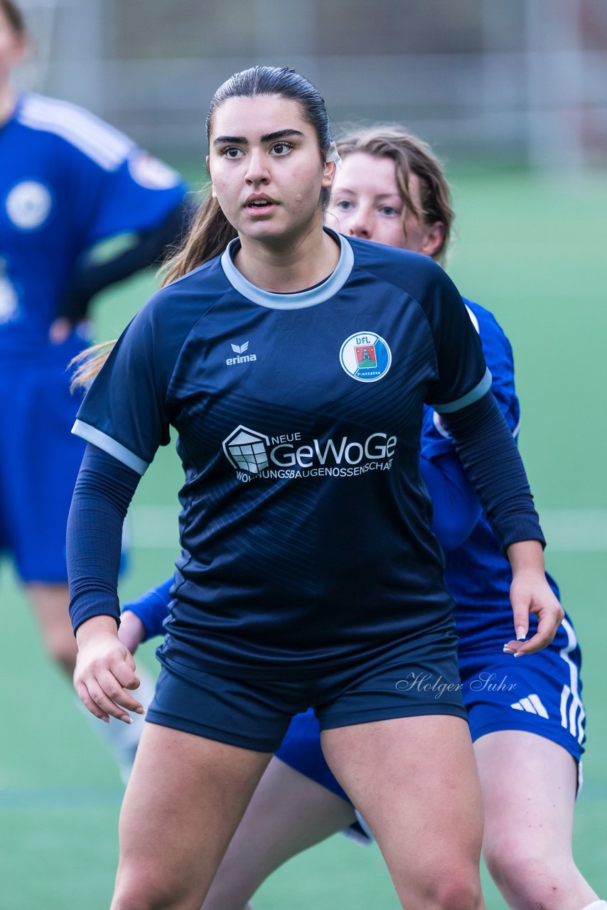 Bild 241 - F VfL Pinneberg - USC Paloma : Ergebnis: 1:4